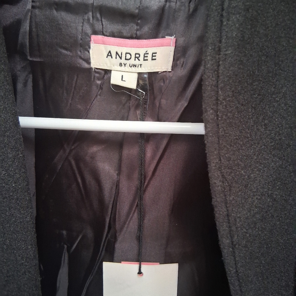 Andree By Unit Coat - Picture 6 of 7